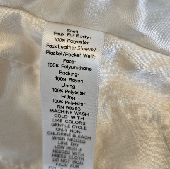 Dennis Besso Vegan faux Fur & Leather Jacket. Removable sleeves - Picture 9 of 9